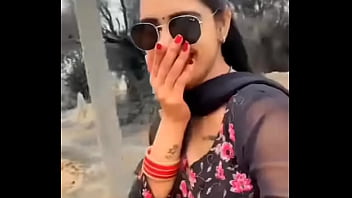 Naik Turun Susu Bhabhi Desi