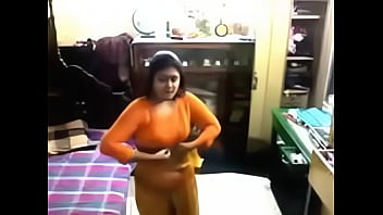 Video Panas Bhabhi Desi Yang Menggairahkan