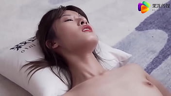 Kebetulan Yang Menggoda: Istri Yang Jatuh Dalam Kenikmatan