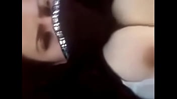Tubuh Bergairah Di Balik Kerudung Tunisia