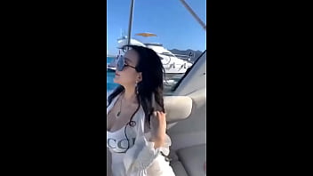 Em Gái Tàu, Hình Như Là Để Người Ta Thèm Muốn