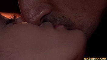 गर्म जीजा और उसकी मचलती साली का वो गुप्त संबंध जहाँ हर रात बिस्तर गर्म होता है और चुदाई के झोंके आग लगा देते हैं