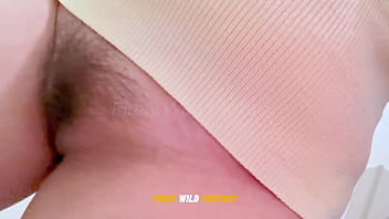 Istri Gatel Genit Pamer Payudara Montok Putih Mulus Dan Memek Lebat Berbulu – Siapa Pria Berani Yang Mau Ngentot Aku Habis-habisan? Bokep Indonesia Paling Hot!