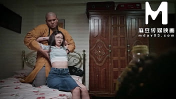 Biksu Shaolin Tiongkok Gunakan Kontol Besarnya Untuk Memuaskan Wanita Pengikut Setia