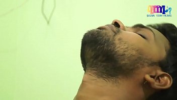 Gairah Tersembunyi Ibu Rumah Tangga India Dengan Tukang Kode