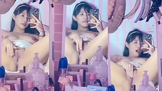 Katarina Mengocok Kontol Di Depan Kaca Memeknya Yang Mulus