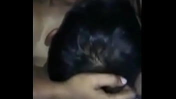 Suami India Yang Senang Melihat Istrinya Digauli Pria Lain