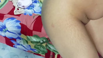 Menggila Doggystyle, Pantat Besar Desi Bebe Bikin Horny