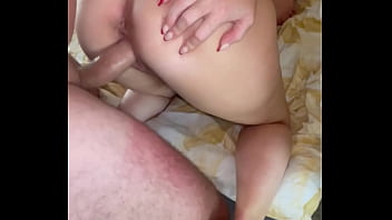 Video Lengkap: Ibu Tiri Membuat Anak Tirinya Bahagia, Mengisap, Menyetubuhi, Dan Menumpahkan Sperma Di Payudaranya