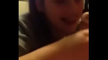 Ranjangku Bergetar Oleh Mulut Liar Gadis India Yang Haus Sperma