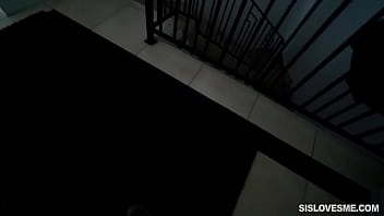 Mandy Muse, Adikku Yang Nakal Dan Menggoda