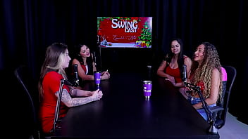 Bruninha, Si Mantan Bruna Surfistinha, Yang Dulu Doyan Pamer Tubuh Dan Didukung Ibunya, Kini Bikin Live Bahas Video Viralnya Dan Beraksi Mesra Di Atas Kapal