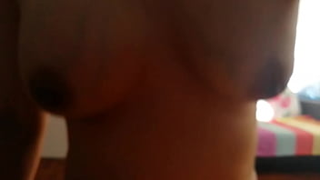 Milf Tiongkok Yang Menggoda