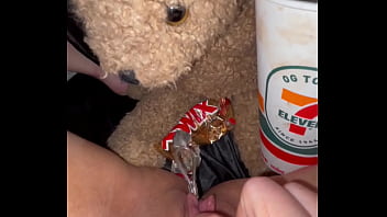 Kopi Cappuccino Dan Cokelat Twix Dimasukkan Ke Dalam Memek Pink Perawanku Yang Ketat Umur 18 Tahun – Fetish Makanan Kinky – Cewek Arab Saudi Amatir Terbaik Masturbasi Dan Mengerang – Putih Salju Arab Dari Los Angeles Pengen Kontol Besar Hitam Amerika