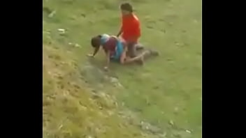 खुली हवा में जंगली चुदाई