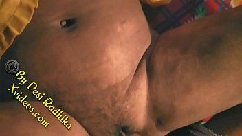 Birahi Tante Desi Menggila Dengan Suami Di Ranjang Rumah