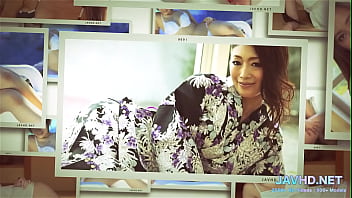 Gadis Jepang Berbulu Lebat Umur 19 Tahun