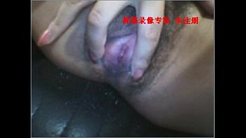 Gadis Tionghoa Seksi Dengan Stoking Menggoda