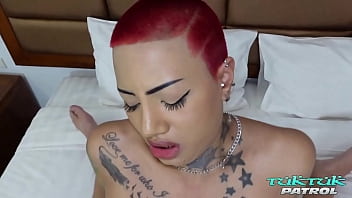 Gadis Thailand Nakal Di Tuktuk Suka Dihardcore Dan Diguncang Keras