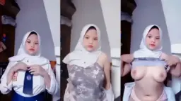 Gadis Smp Montok Dengan Payudara Super Besar